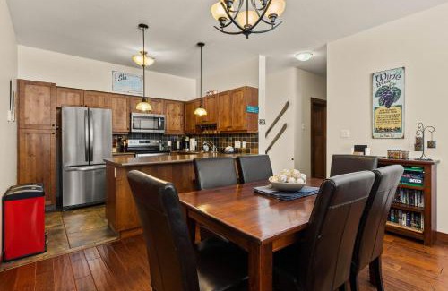 Sun Peaks Apartment | Settler's Crossing #56 ski-in ski-out condo with private hot tub