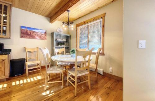 Deer Valley Apartment | Settlers Cabin condo