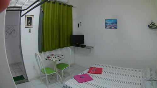 Centro de Vila Velha Apartment | Seu Apto na Praia da Costa 6 Simples e Barato Excelente Local Ar Cond TV Microondas Internet Rápida Todo seu no Centro