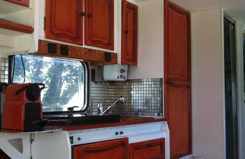 Arpaillargues-et-Aureillac House | Seul Dans la Nature Sans Voisin, Caravane Tout Confort