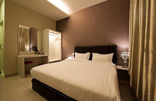 Penampang Hotel | Seven Hotel