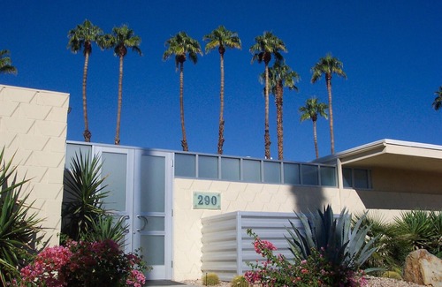Palm Springs House | Seven Lakes Country Club home with piano