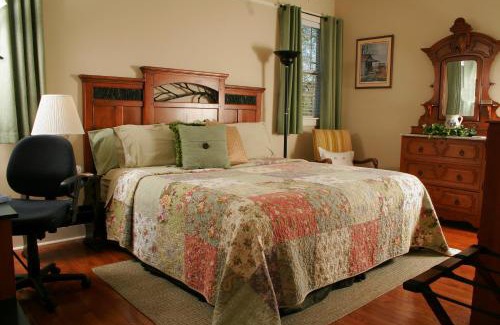 High Point Bed & Breakfast | Seven Oaks Bed & Breakfast