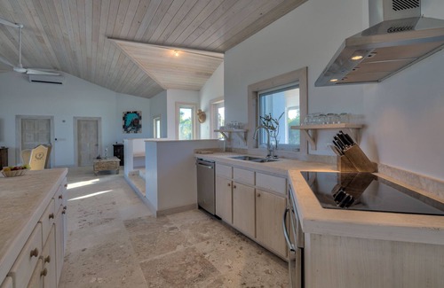 North Palmetto Point House | Seven Palms - Private villa on the pink sand beaches of Eleuthera