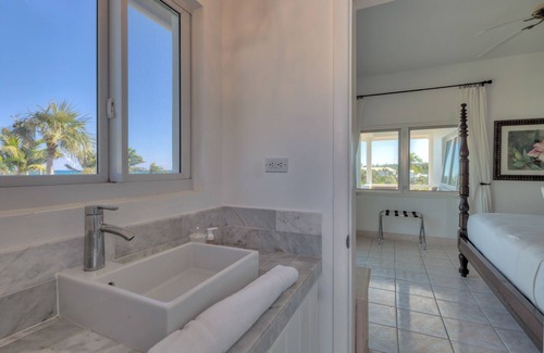 North Palmetto Point House | Seven Palms - Private villa on the pink sand beaches of Eleuthera