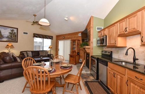 Seven Springs Apartment | Seven Springs 1 Bedroom Premium Condo, Ski In Ski Out condo