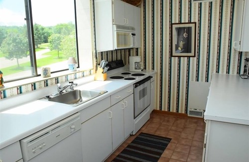 Seven Springs Condo | Seven Springs Meadowridge 2 Bedroom Standard Condo, Mountain Views! by RedAwning