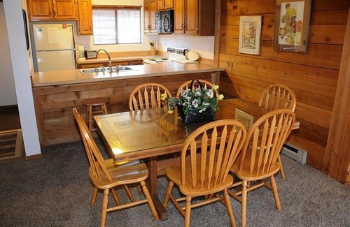 Seven Springs Apartment | Seven Springs Swiss Mountain 3 Bedroom Standard Condo, Sleeps 8! condo