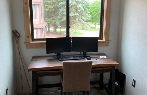 Seven Springs House | Seven Springs Townhome w/Pool, Private Hot Tub & Ping Pong Table