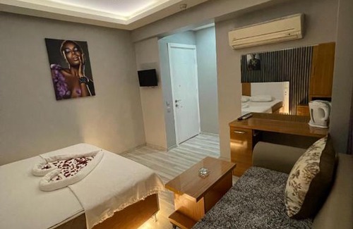 Izmir City Centre Apartment | Seven suit