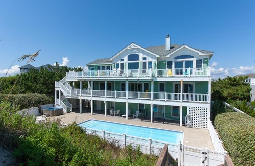 Whalehead Beach House | Seven Suns 428