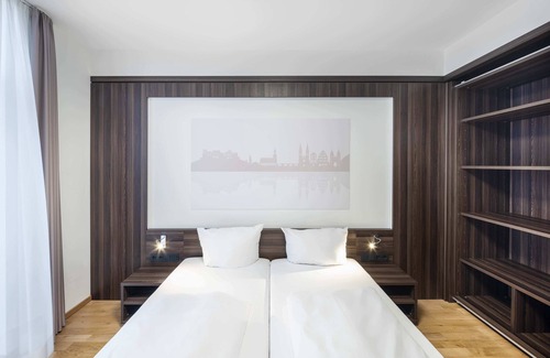 Bergheim Hotel | sevenDays Heidelberg; Suite