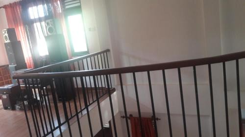 Thalawatugoda House | SevenSun HomeStay Villa