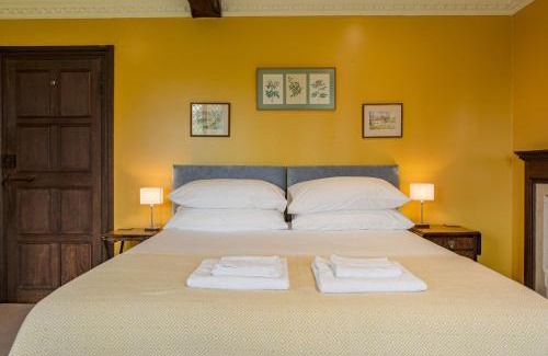 Severn Stoke House | Severn End - 15th Century Manor House!