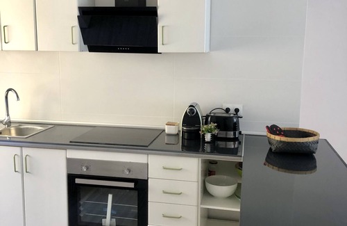Bellavista Condo | Seville Fair 12 minutes. A very wide and bright floor
