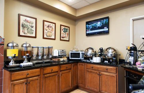 Southmoreland Hotel | Seville Plaza Hotel, Trademark Collection by Wyndham