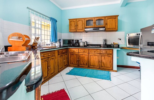 Beau Vallon Apartment | Seychelles: Apartment/flat - Seychelles