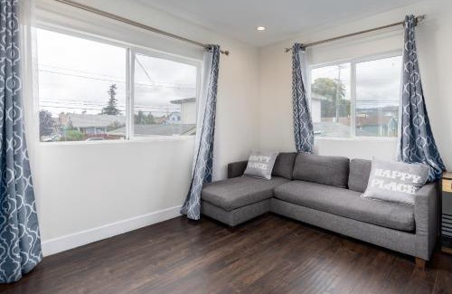 Oakland Apartment | SF Executive stayfree parking on site