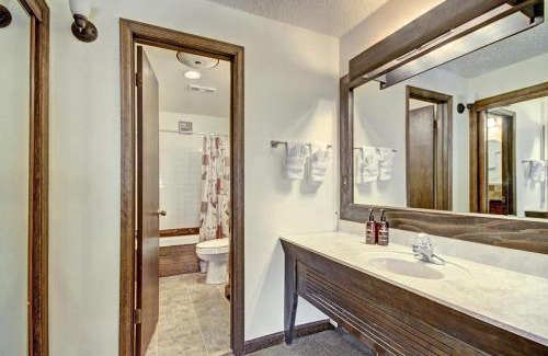 East Village at Copper Apartment | Sf204 Snowflake Condo