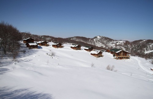 Naousa Apartment | Sfendamos Wood Village