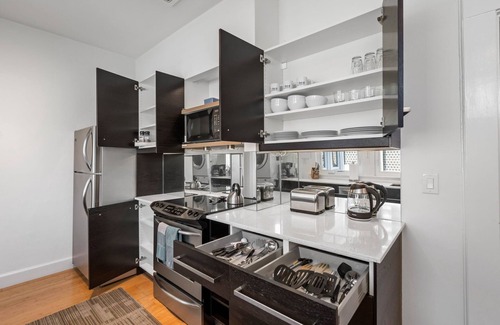 Buckhead Apartment | (SH) Rare Serviced 3-BR in Secluded and Peaceful Neighborhood