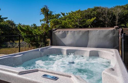 Southern Shores House | SH125 Here & Now