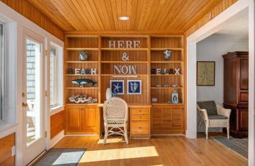 Southern Shores House | SH125 Here & Now