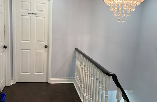 Pickering House | SH202-Cozy Holiday Home