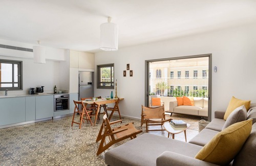 Neve Tzedek Apartment | Shabazi 12.24