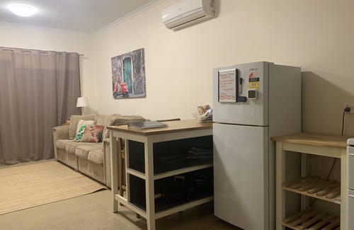 Mawson Lakes Apartment | Shabby Chic Hideaway 2 BR apartment - Adelaide/Barossa gateway!