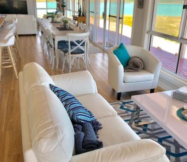 Wrenfordsley House | Shades of Blue Eco Retreat