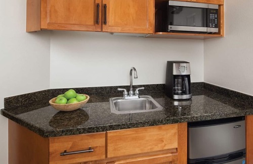 Palm Desert Hotel | Shadow Ridge I - The Villages (Studio)