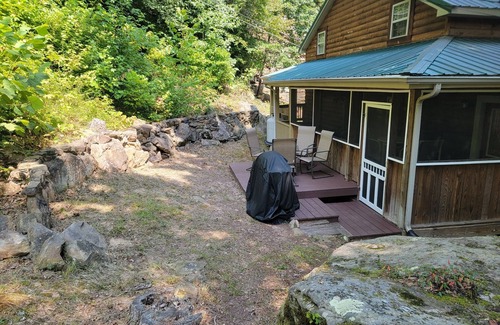Penrod House | Shady Cliff Rock House