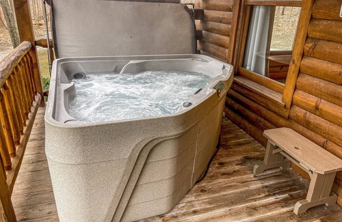 Millersburg Cabin | Shady Maple at Tranquil Acres