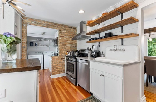 Fontana-on-Geneva Lake House | Shady Oasis- Charming and Historic Home 3 blocks from Abbey w/Outdoor firepit!