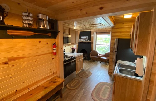 Rhinelander Cabin | Shady Rest Cabin #3, Sunset Views, Beach, Swimming, Firepit, Multiple Units