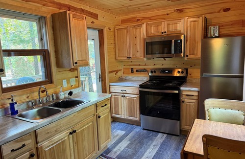 Rhinelander Cabin | Shady Rest Cabin #4, Sunset Views, Sandy Beach, Fishing, Trails, Firepit