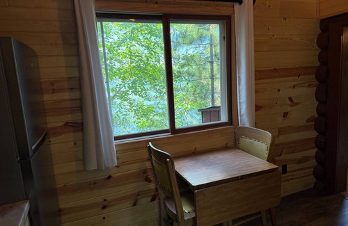 Rhinelander Cabin | Shady Rest Cabin #4, Sunset Views, Sandy Beach, Fishing, Trails, Firepit