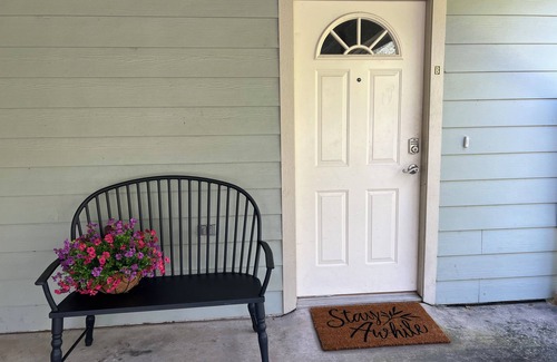 Tomball House | Shady & Secluded.Long Term Stays Considered.