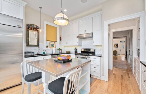 Shadyside House | Shadyside GEM | Parking | Patio