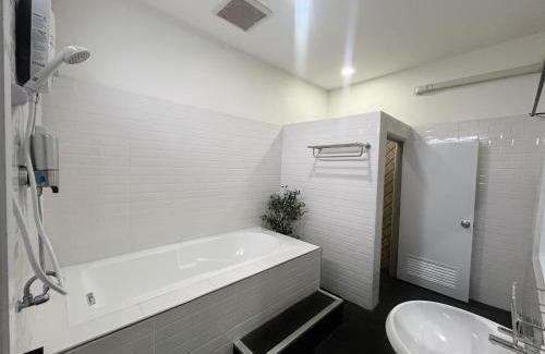 Mae Sot Resort | Shafa Resort