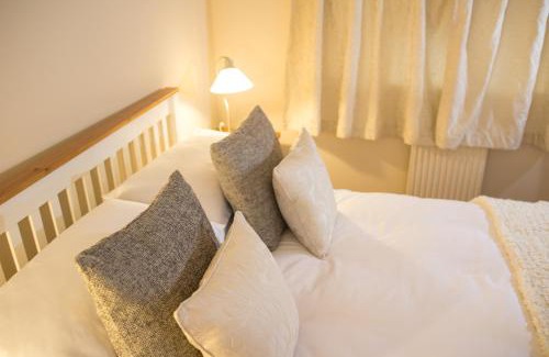 Shaftesbury Apartment | Shaftesbury Modern Annexe