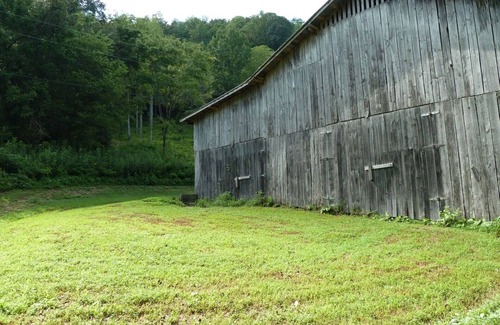 Gainesboro RV Rental | Shaggy Bark Camping8. A more private camping experience. The 75 acre Walker Farm