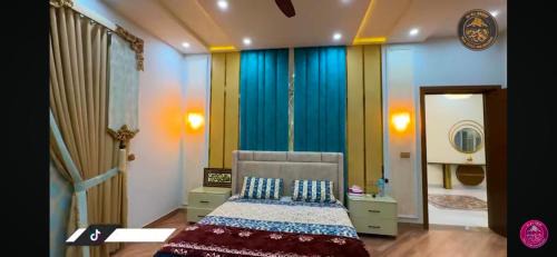 Faisalabad House | Shaheen Palace