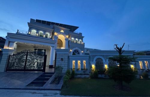 Faisalabad House | Shaheen Palace