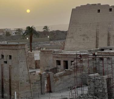 Luxor Villa | Shahhat House