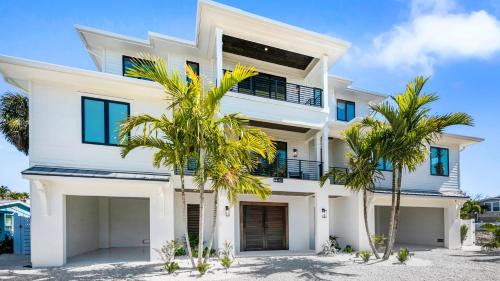 Siesta Key House | Shaker of Salt