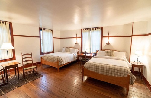 Shakertown Hotel | Shaker Village of Pleasant Hill