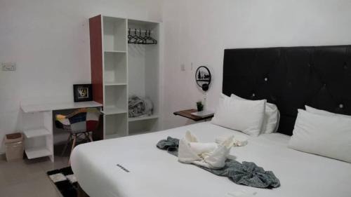 Kasane House | Shalakwe Hills-Inn Guesthouse Kasane