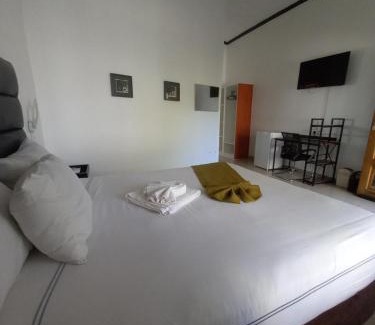 Kasane House | Shalakwe Hills-Inn Guesthouse Kasane